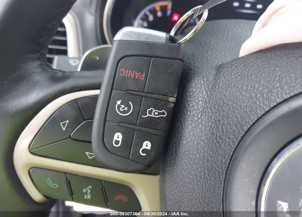 2014 JEEP GRAND CHEROKEE SUMMIT VIN: 1C4RJFJTXEC264963