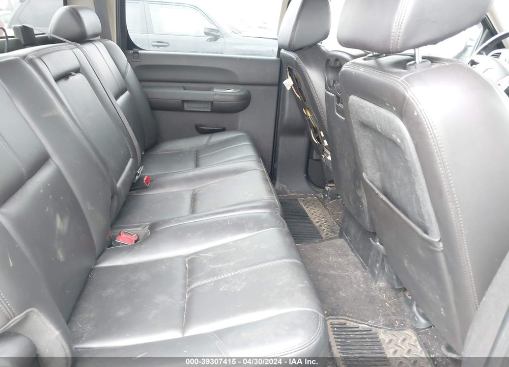 2009 CHEVROLET SILVERADO 1500 LT VIN: 3GCEK233X9G252543