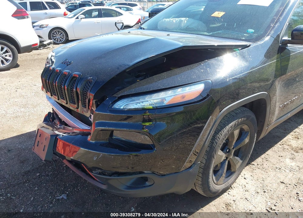2018 JEEP CHEROKEE LATITUDE FWD VIN: 1C4PJLCX1JD621232