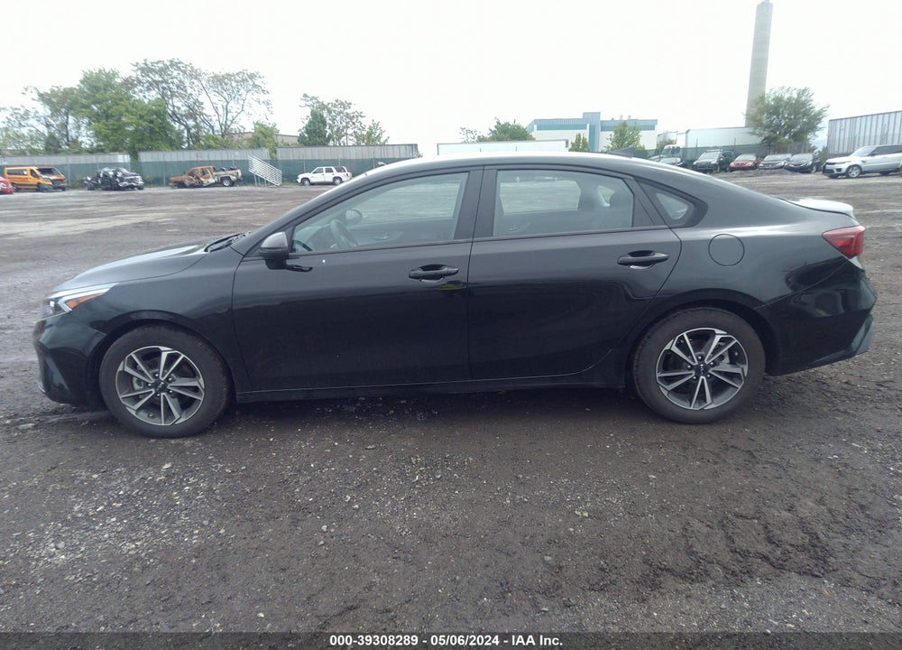 2022 KIA FORTE LXS VIN: 3KPF24AD0NE494999