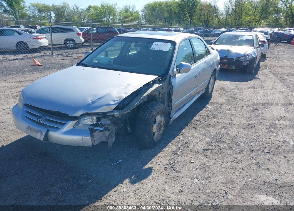 2002 HONDA ACCORD 3.0 EX VIN: 1HGCG16582A018150