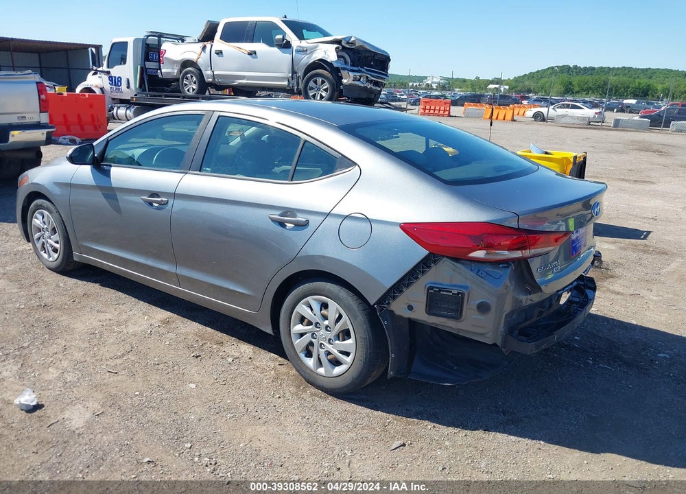 2018 HYUNDAI ELANTRA SE VIN: KMHD74LF3JU596036