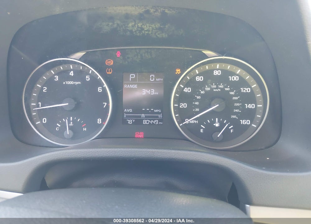 2018 HYUNDAI ELANTRA SE VIN: KMHD74LF3JU596036