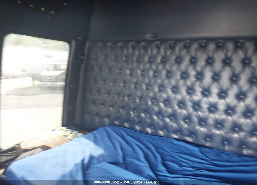 2005 WESTERN STAR/AUTO CAR CONVENTIONAL 4900FA VIN: 5KJJAECK85PV05409