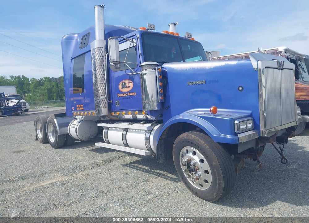 2005 WESTERN STAR/AUTO CAR CONVENTIONAL 4900FA VIN: 5KJJAECK85PV05409