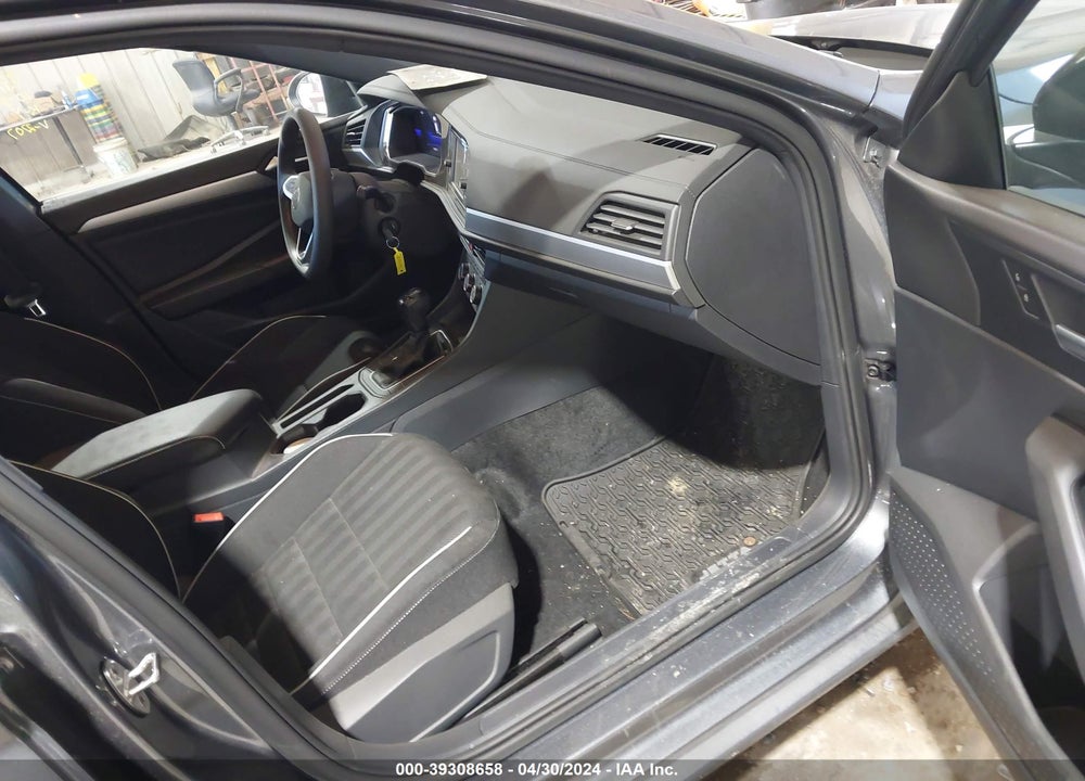 2023 VOLKSWAGEN JETTA 1.5T SPORT VIN: 3VWBM7BU5PM042707
