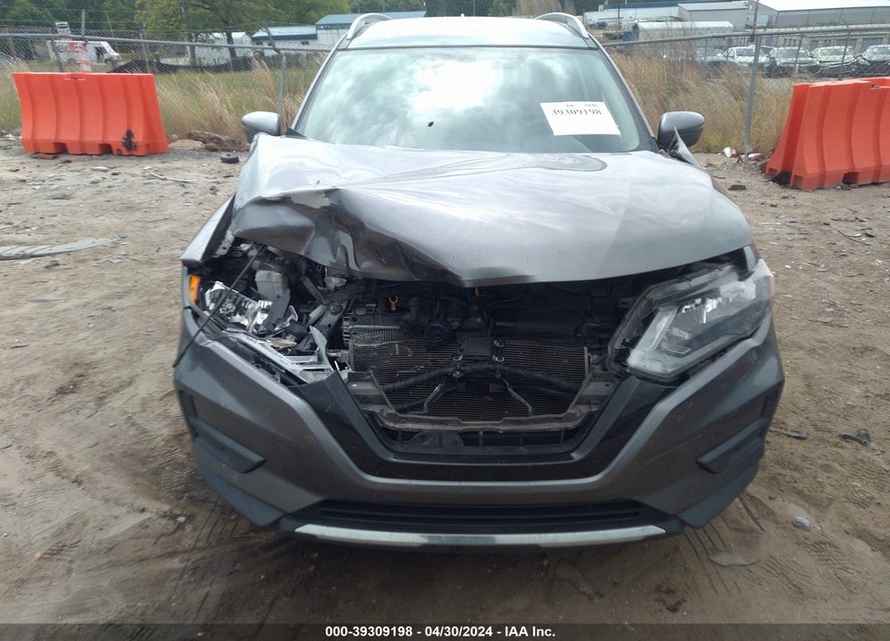 2019 NISSAN ROGUE S VIN: 5N1AT2MT0KC715093