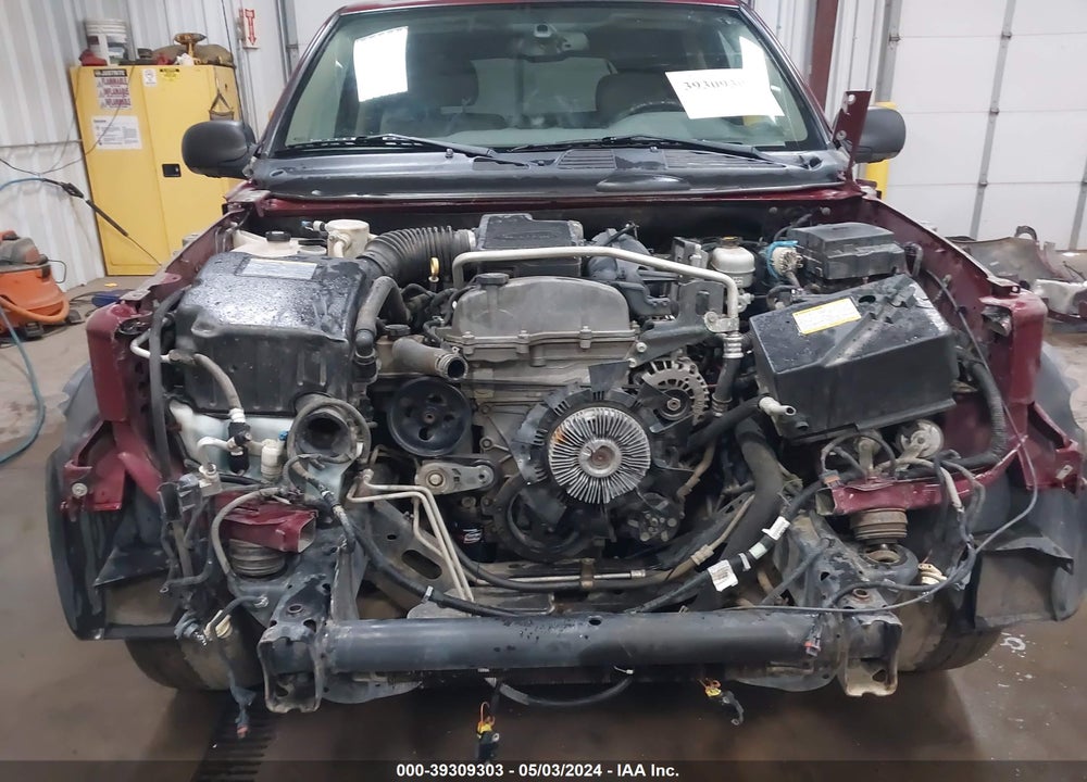 2008 GMC ENVOY SLT VIN: 1GKDT13S182240125