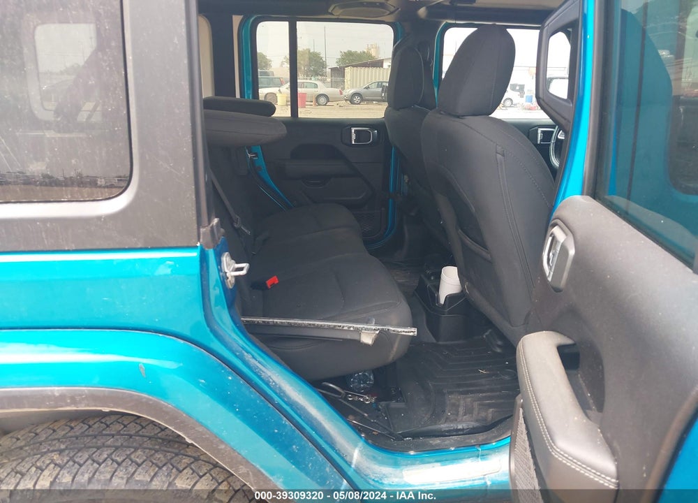2019 JEEP WRANGLER UNLIMITED SAHARA 4X4 VIN: 1C4HJXEG6KW664107