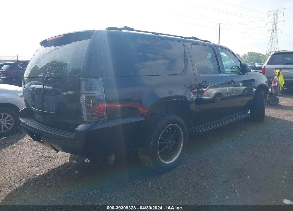 2007 CHEVROLET SUBURBAN 1500 LT VIN: 1GNFK16327J222837