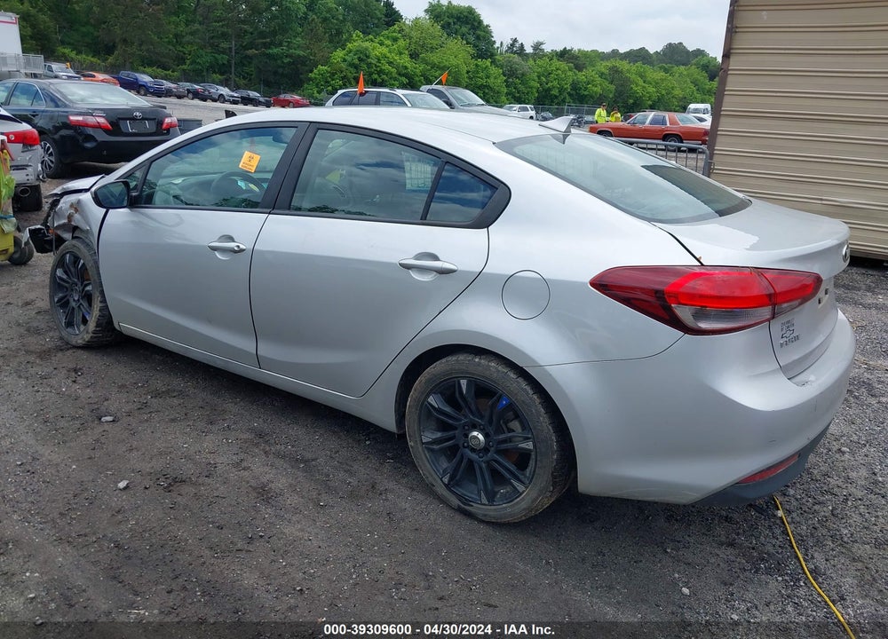 2017 KIA FORTE LX VIN: 3KPFK4A71HE012586