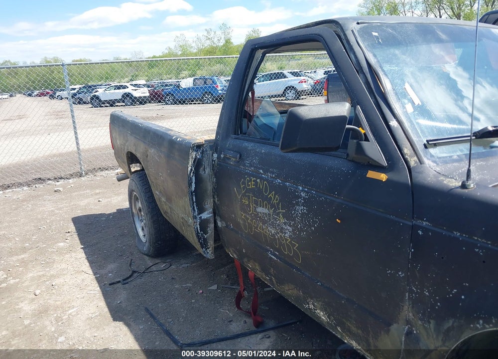 1986 CHEVROLET S TRUCK S10 VIN: 1GCCT14R1G2141676