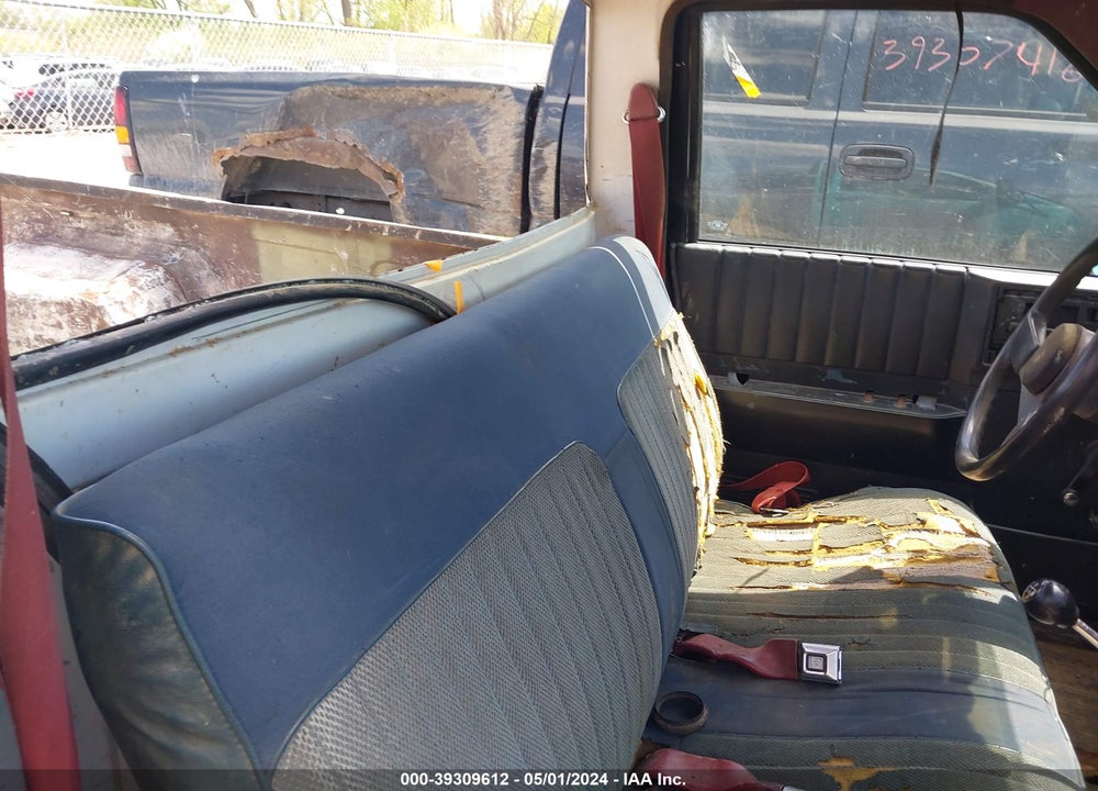 1986 CHEVROLET S TRUCK S10 VIN: 1GCCT14R1G2141676