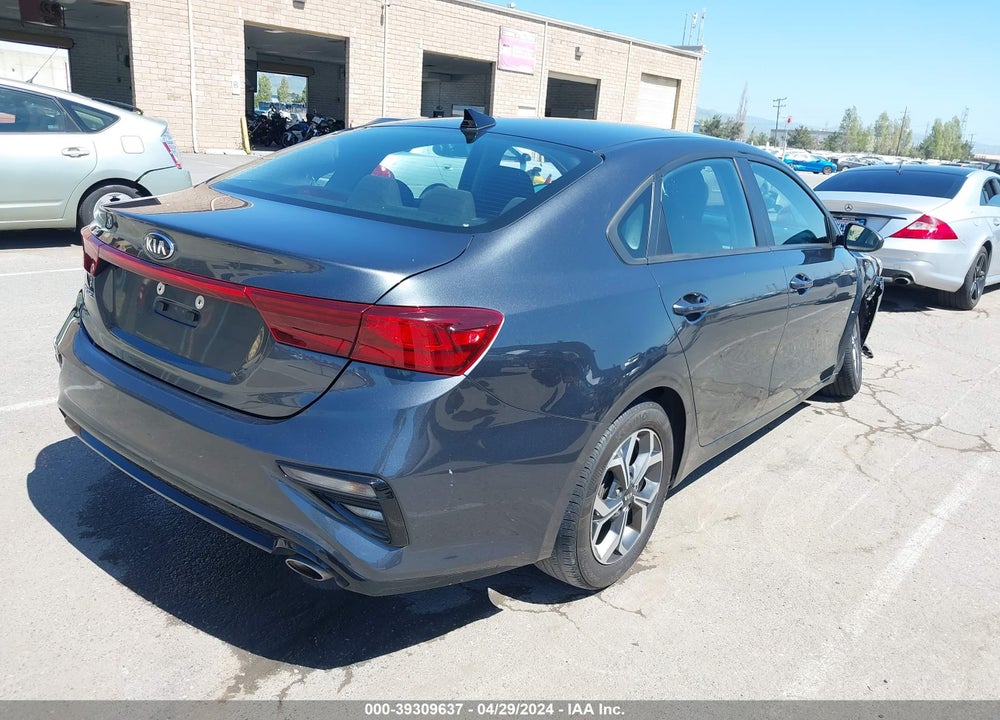 2019 KIA FORTE LXS VIN: 3KPF24AD5KE085733