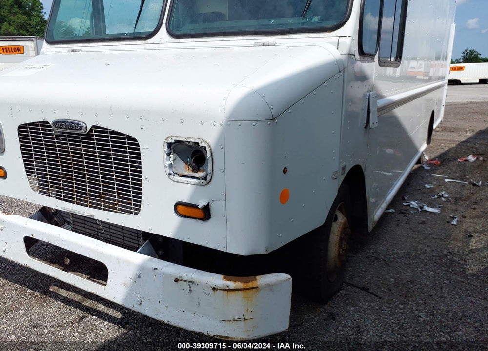 2014 FREIGHTLINER CHASSIS M LINE WALK-IN VAN VIN: 4UZAC2DV5ECFX6913