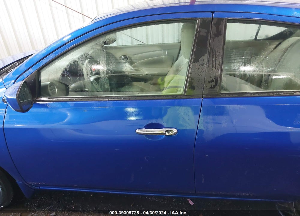 2015 NISSAN VERSA 1.6 SV VIN: 3N1CN7AP8FL947711