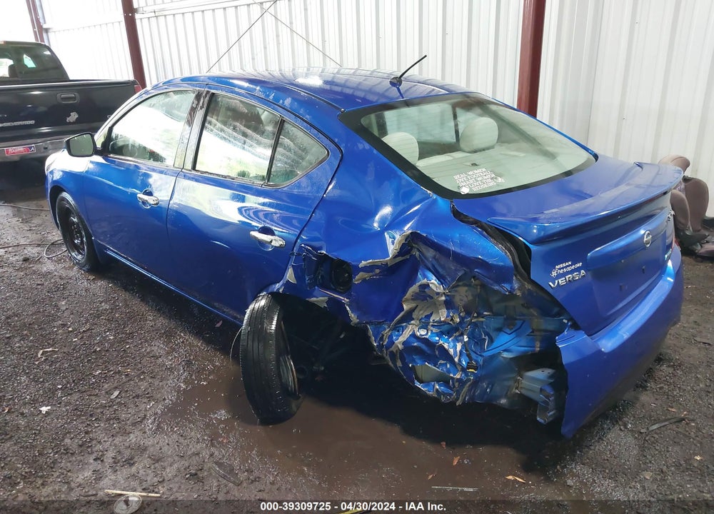 2015 NISSAN VERSA 1.6 SV VIN: 3N1CN7AP8FL947711