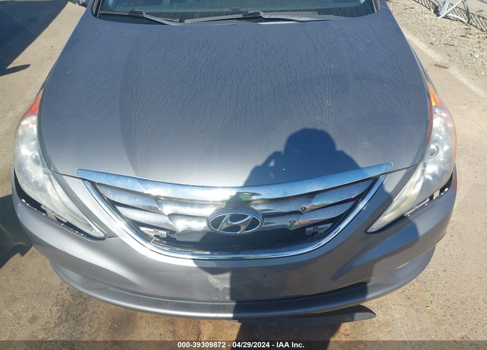 2011 HYUNDAI SONATA SE VIN: 5NPEC4AC2BH236670