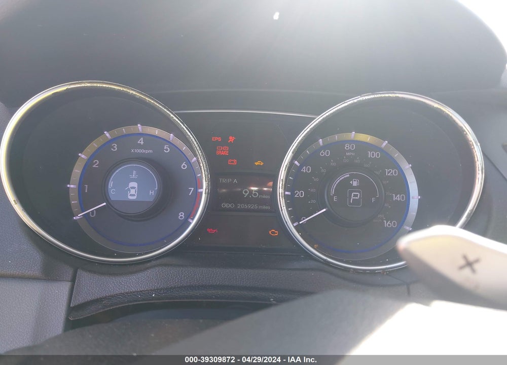 2011 HYUNDAI SONATA SE VIN: 5NPEC4AC2BH236670