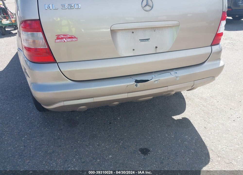 2002 MERCEDES-BENZ ML 320 VIN: 4JGAB54EX2A317603