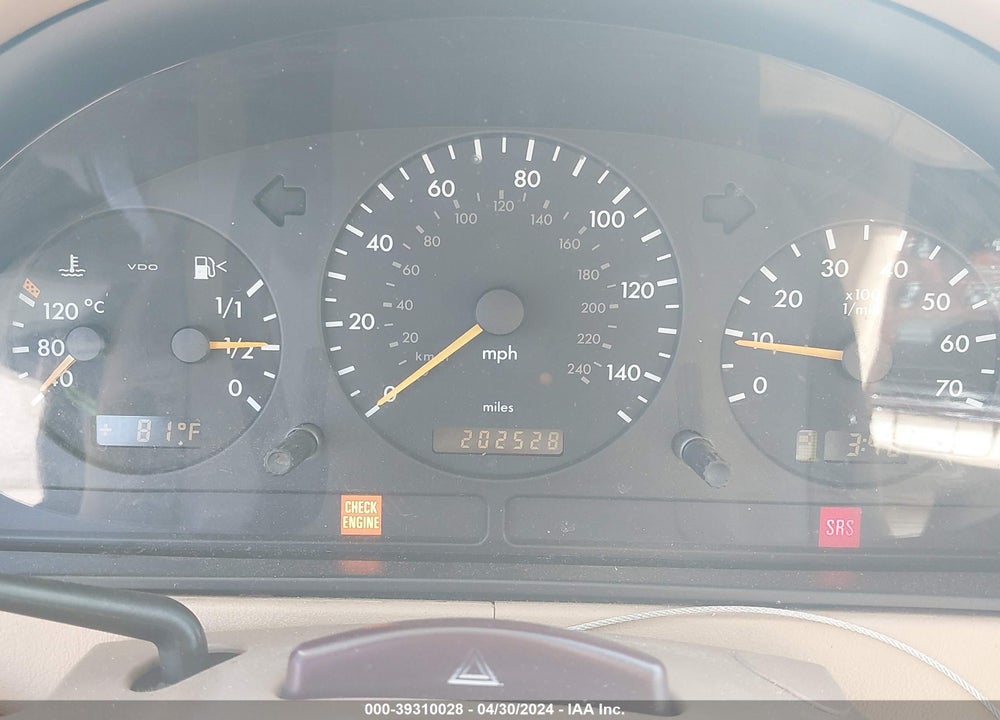 2002 MERCEDES-BENZ ML 320 VIN: 4JGAB54EX2A317603