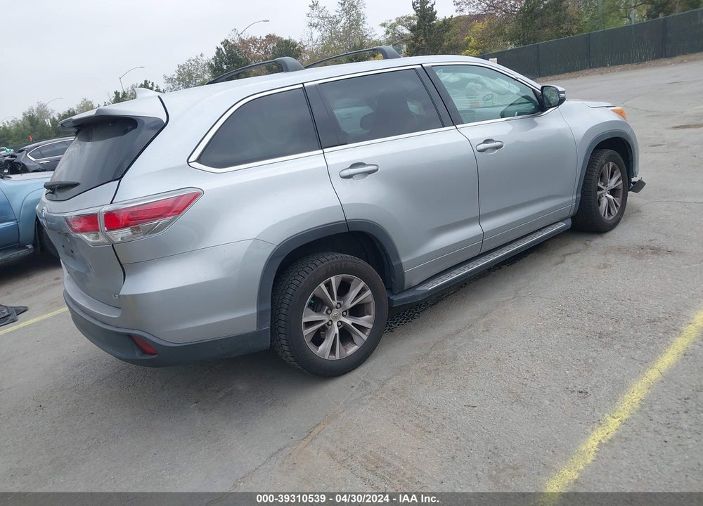 2015 TOYOTA HIGHLANDER LE PLUS V6 VIN: 5TDZKRFH8FS107810