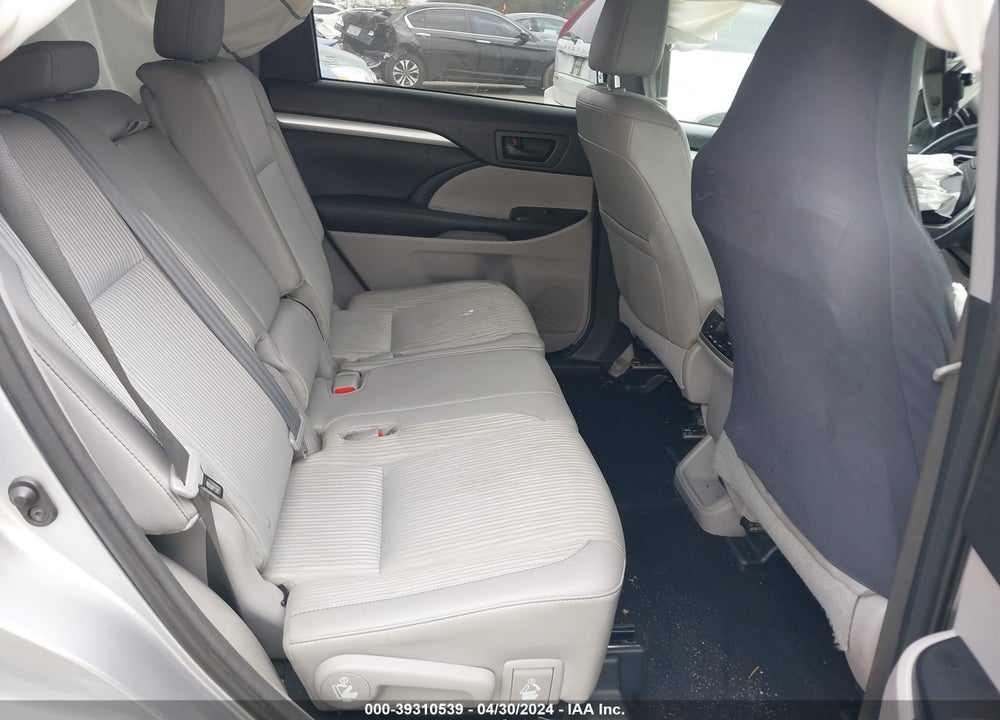 2015 TOYOTA HIGHLANDER LE PLUS V6 VIN: 5TDZKRFH8FS107810