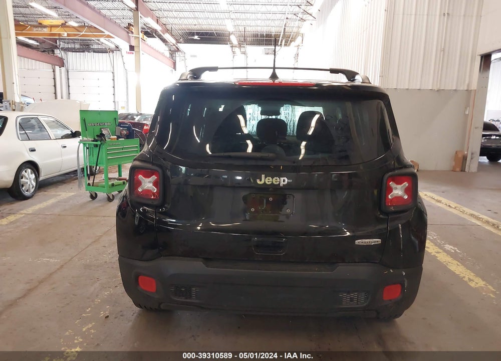 2018 JEEP RENEGADE LATITUDE FWD VIN: ZACCJABB5JPJ16365