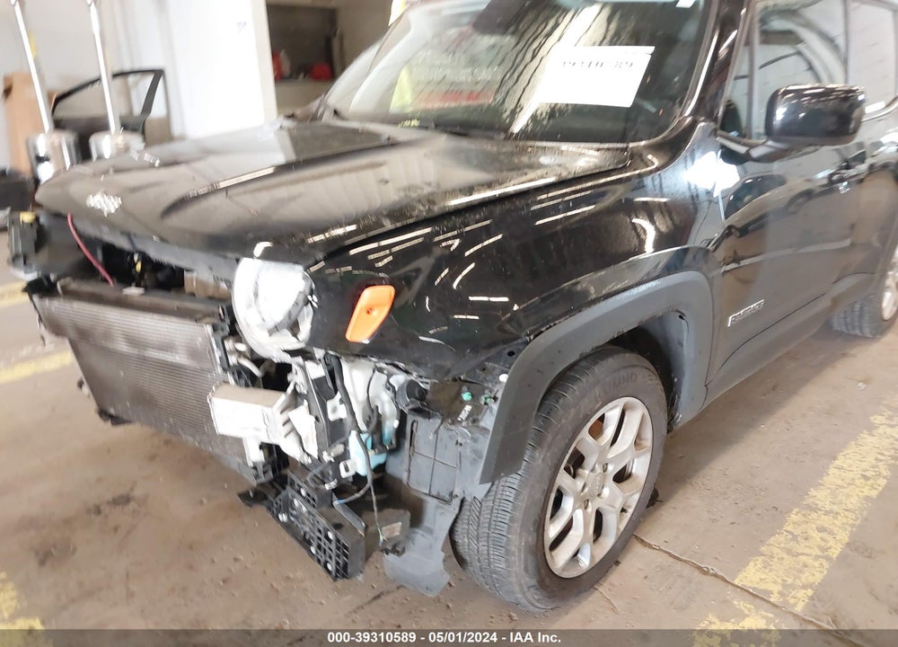 2018 JEEP RENEGADE LATITUDE FWD VIN: ZACCJABB5JPJ16365