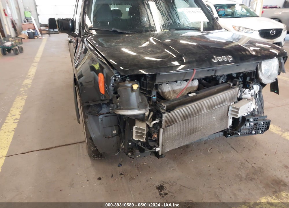 2018 JEEP RENEGADE LATITUDE FWD VIN: ZACCJABB5JPJ16365