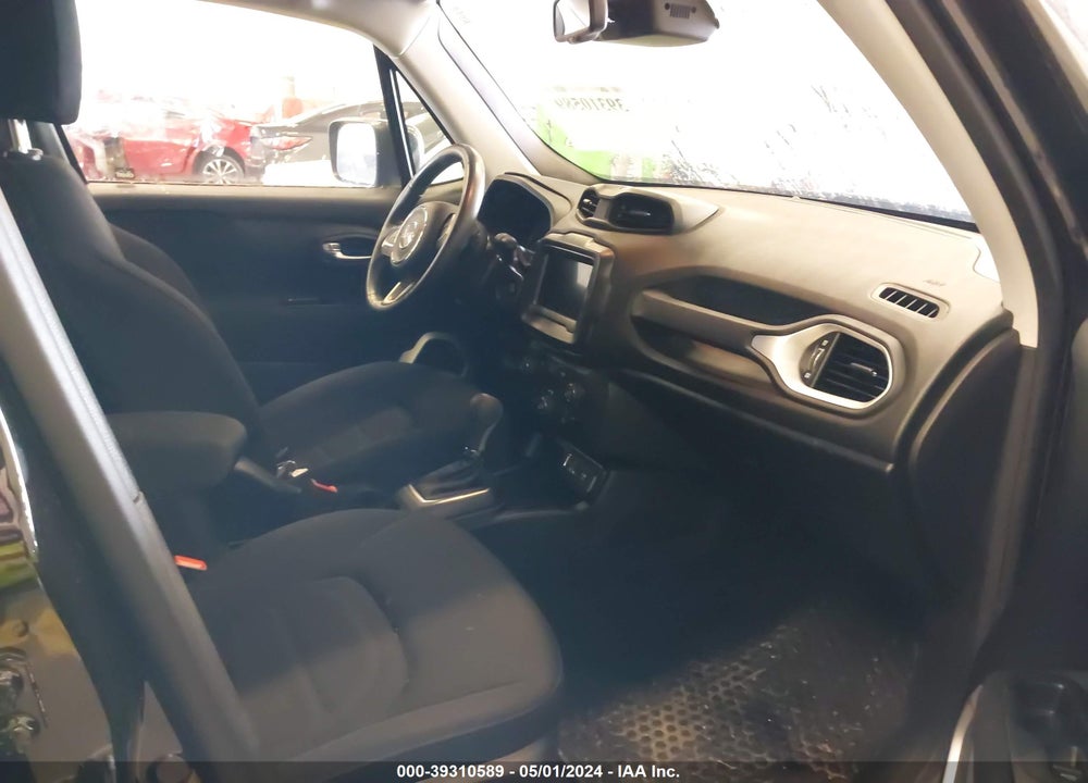 2018 JEEP RENEGADE LATITUDE FWD VIN: ZACCJABB5JPJ16365