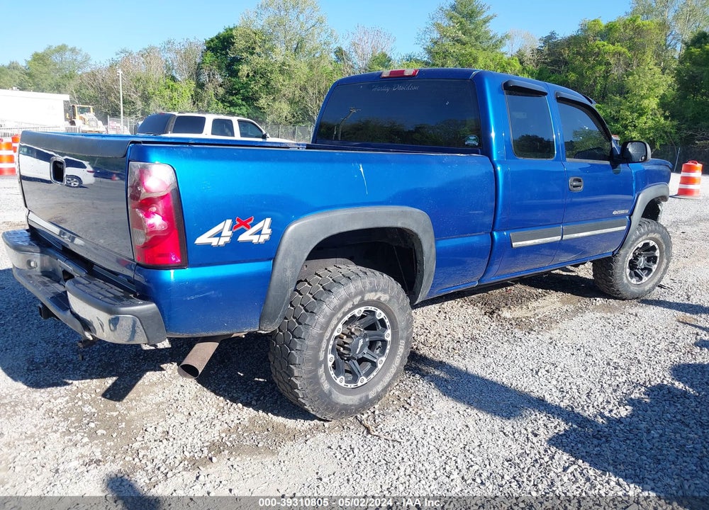 2004 CHEVROLET SILVERADO 2500HD LS VIN: 1GCHK29U44E221513