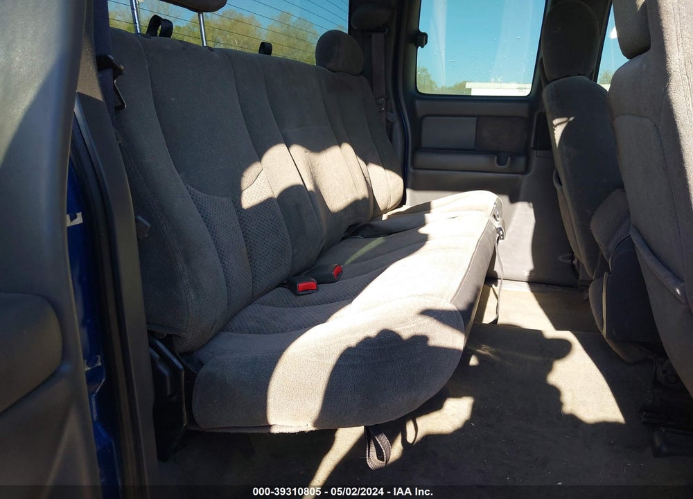 2004 CHEVROLET SILVERADO 2500HD LS VIN: 1GCHK29U44E221513