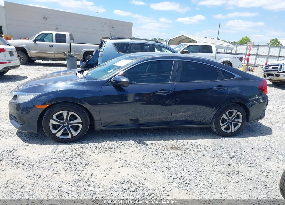 2018 HONDA CIVIC LX VIN: 2HGFC2F55JH569778