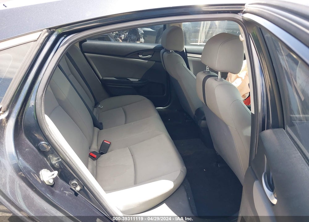 2018 HONDA CIVIC LX VIN: 2HGFC2F55JH569778