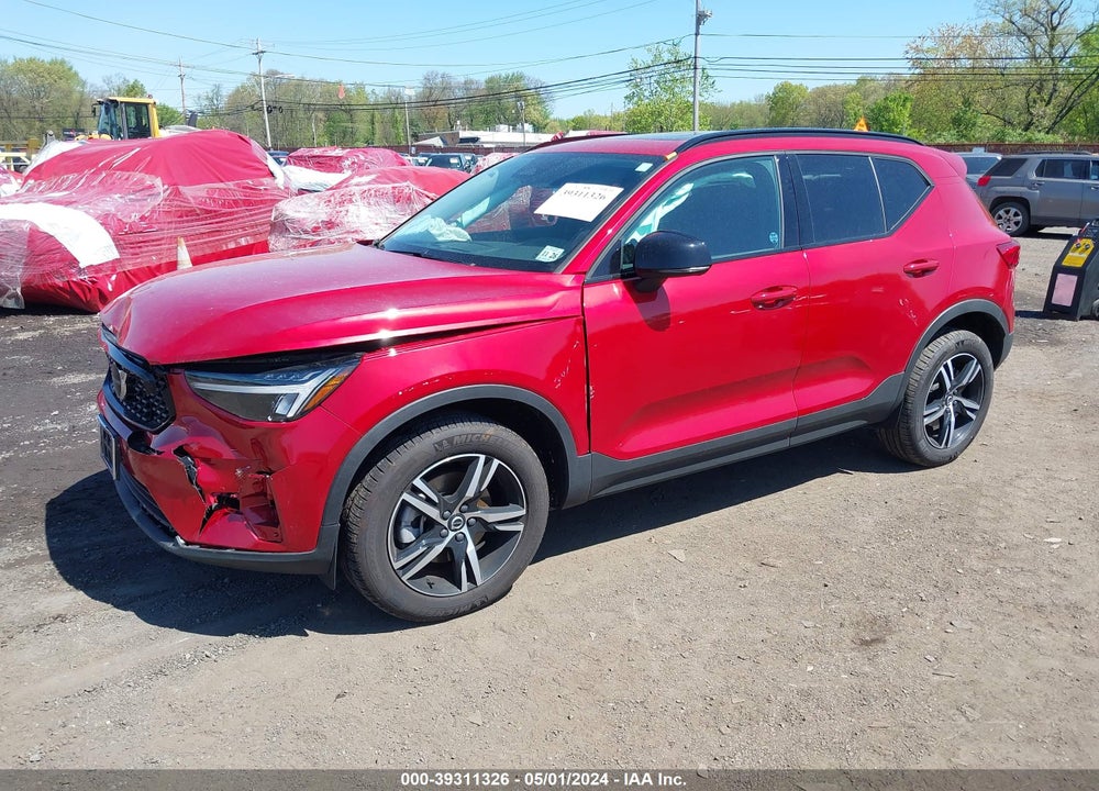 2024 VOLVO XC40 B5 CORE DARK THEME VIN: YV4L12UKXR2271261