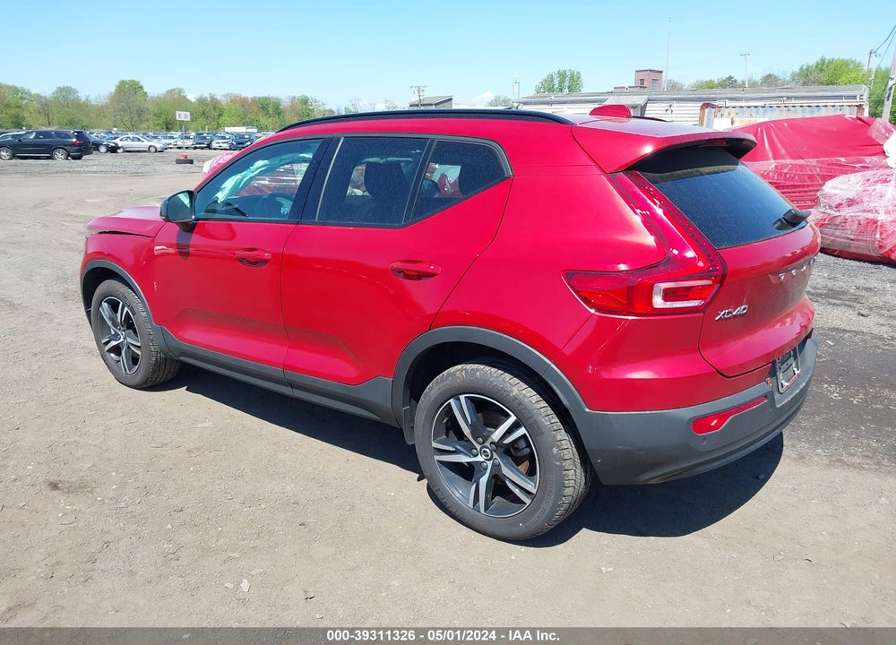2024 VOLVO XC40 B5 CORE DARK THEME VIN: YV4L12UKXR2271261