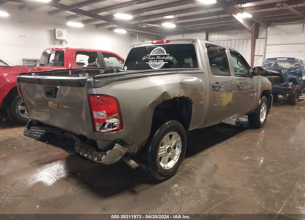2013 CHEVROLET SILVERADO 1500 LT VIN: 3GCPKSE78DG355039