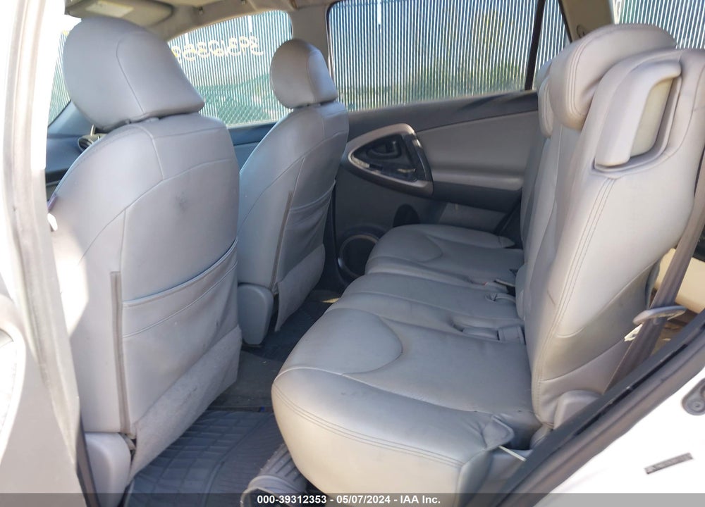 2008 TOYOTA RAV4 VIN: JTMBD33V385131878