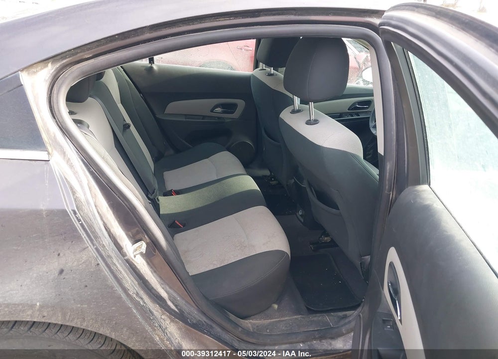 2011 CHEVROLET CRUZE LS VIN: 1G1PC5SH2B7176783