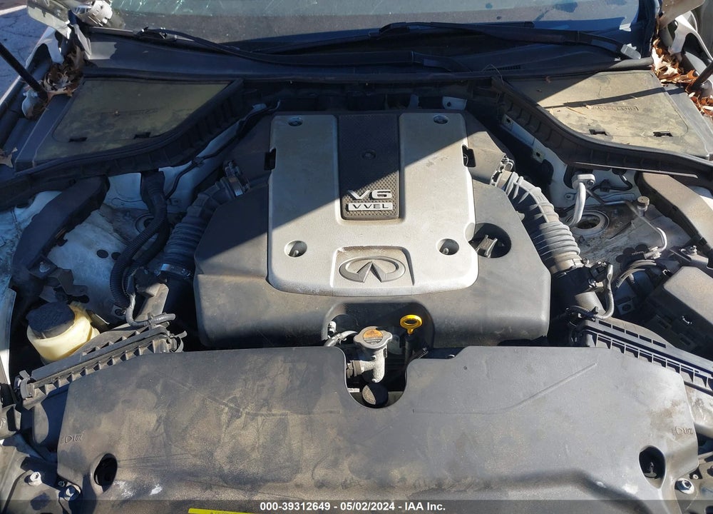 2015 INFINITI Q50 VIN: JN1BV7AR9FM409487