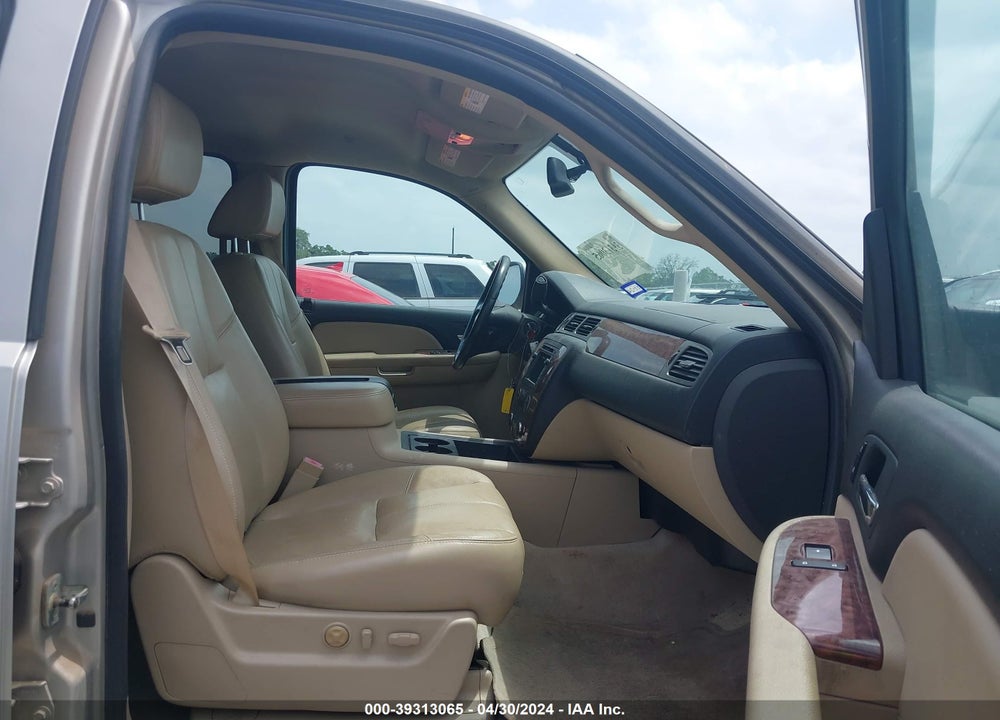 2007 CHEVROLET SUBURBAN 1500 LT VIN: 3GNFC16J47G216504