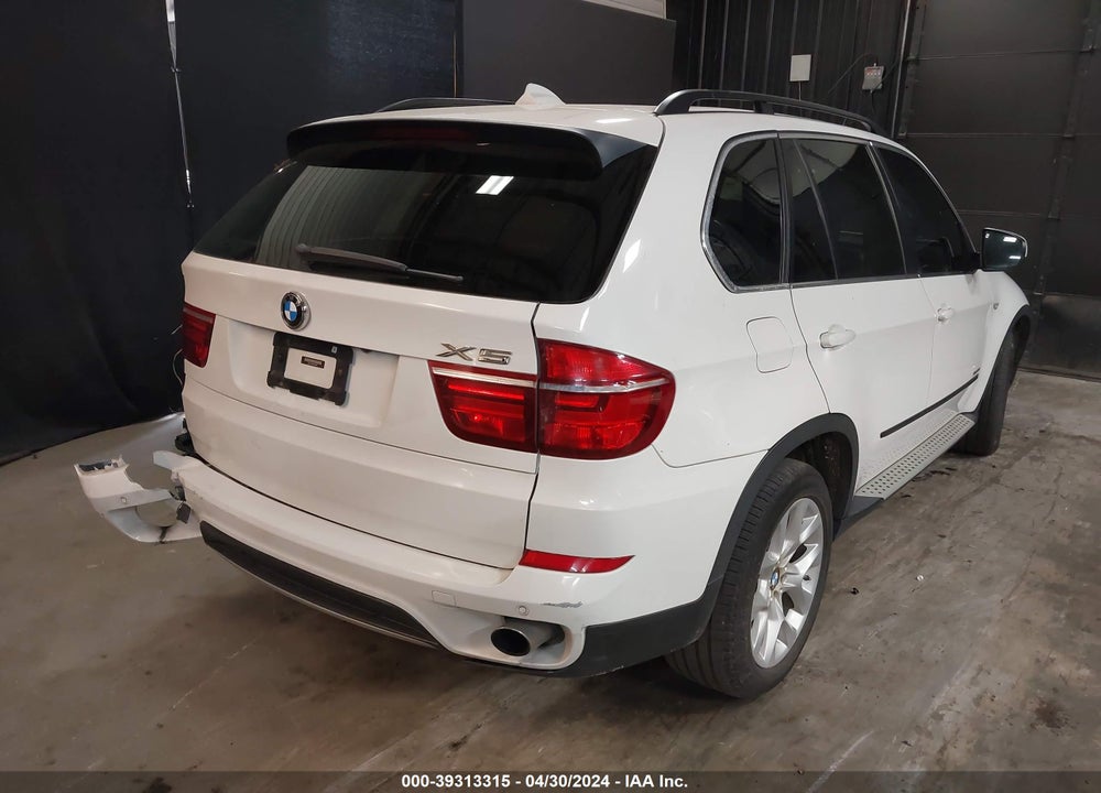 2013 BMW X5 XDRIVE35I/XDRIVE35I PREMIUM/XDRIVE35I SPORT ACTIVITY VIN: 5UXZV4C50D0G56651