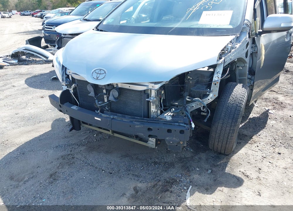 2015 TOYOTA SIENNA LIMITED PREMIUM 7 PASSENGER VIN: 5TDDK3DC9FS115431