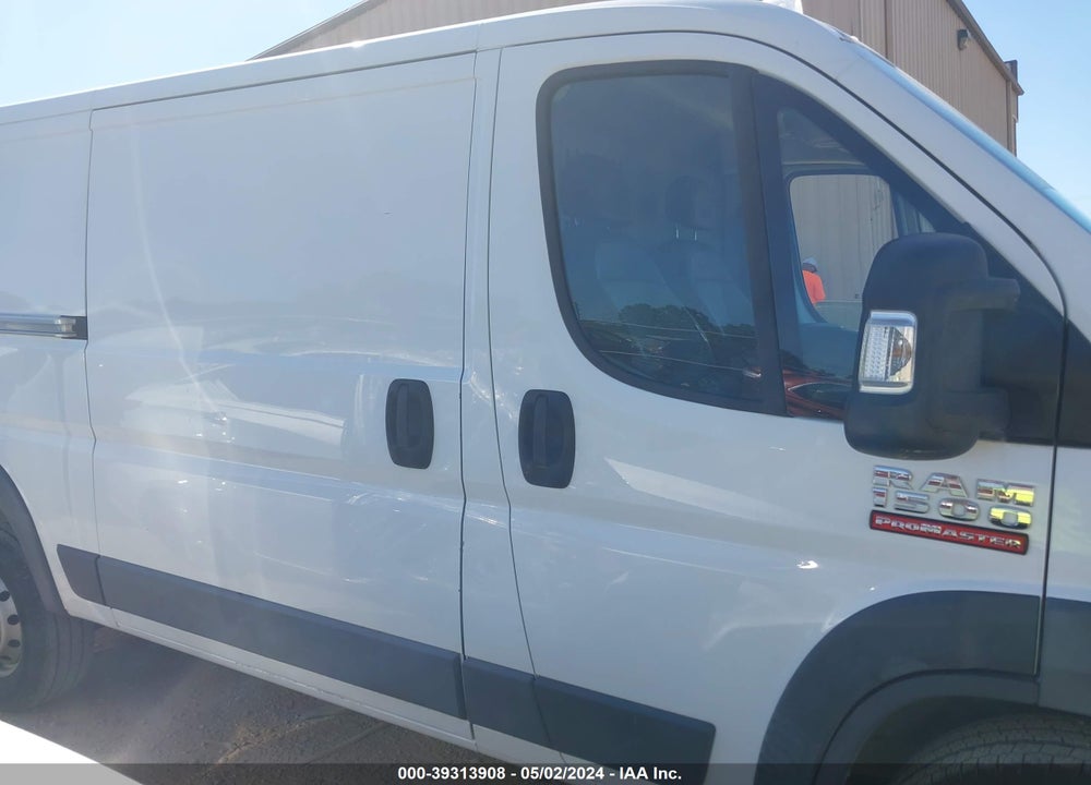 2017 RAM PROMASTER 1500 LOW ROOF 136 WB VIN: 3C6TRVAG4HE542904