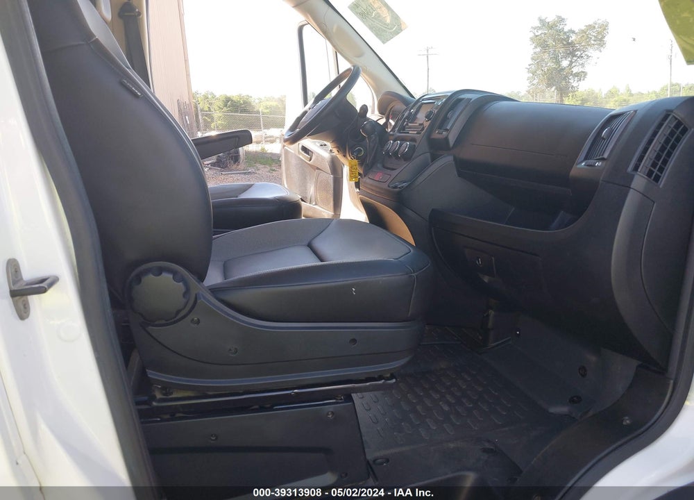 2017 RAM PROMASTER 1500 LOW ROOF 136 WB VIN: 3C6TRVAG4HE542904