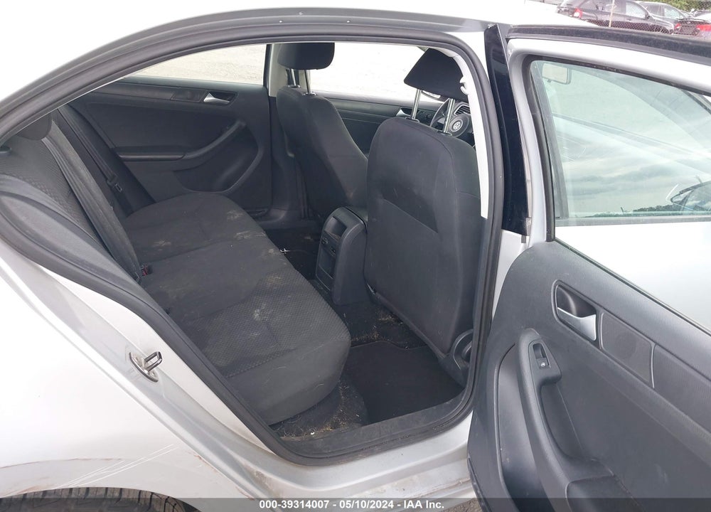 2014 VOLKSWAGEN JETTA 2.0L S VIN: 3VW1K7AJ5EM384860