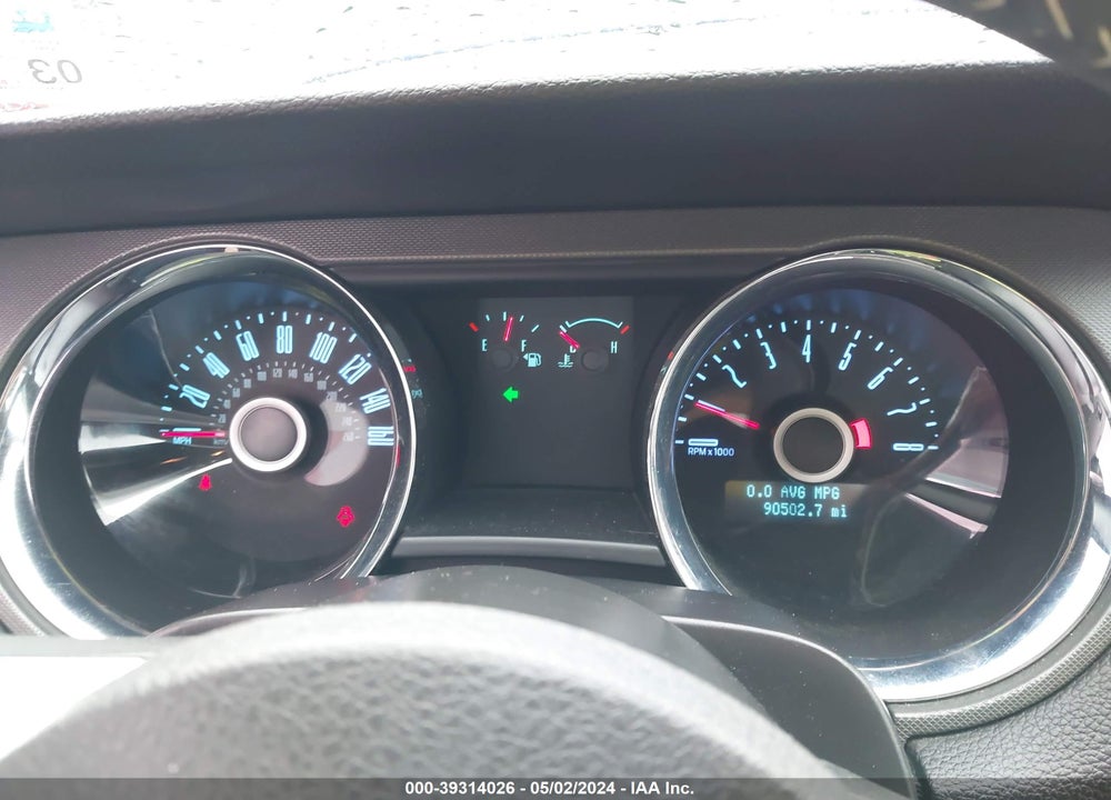 2014 FORD MUSTANG V6 VIN: 1ZVBP8AM8E5230879