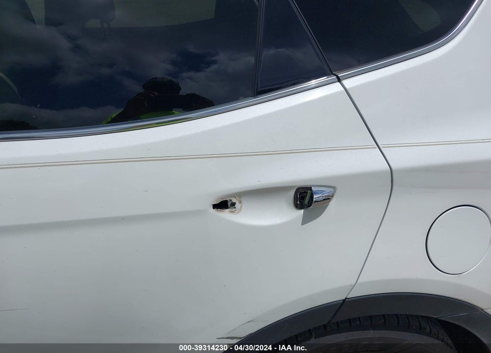 2014 HYUNDAI SANTA FE SPORT 2.4L VIN: 5XYZU3LB5EG228037