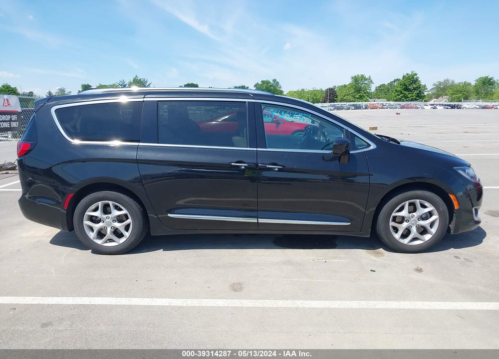 2017 CHRYSLER PACIFICA TOURING L PLUS VIN: 2C4RC1EG4HR518429